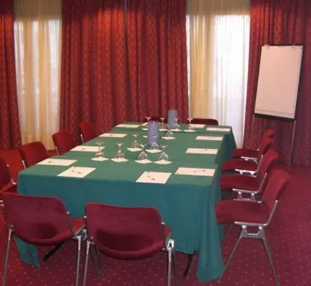 Alpi Otel Bolzano