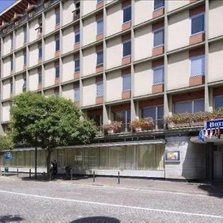 Otel Alpi 4*